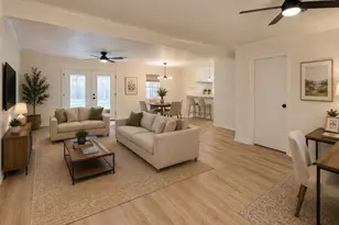 9539 Beverly Hill St, Houston, TX 77063 - Photo 3
