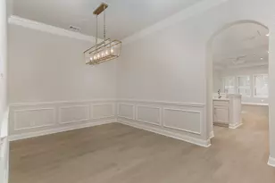 22 Mill Point Pl, The Woodlands, TX 77380 - Photo 5