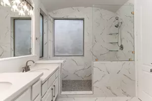 22 Mill Point Pl, The Woodlands, TX 77380 - Photo 19