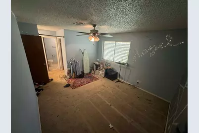 211 Avenue I, Alvin, TX 77511 - Photo 9