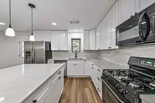 229 Burkett St, Richwood, TX 77531 - Photo 11