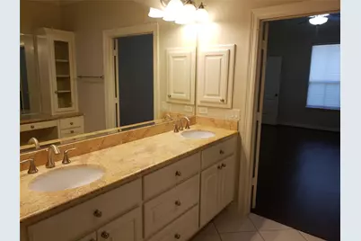 4330 Lake Run Drive, Sugar Land, TX 77459 - Photo 11