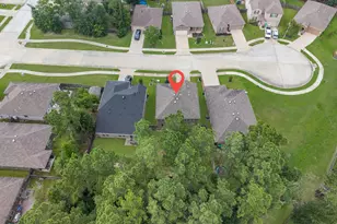 2215 Timberland Country Ct, Conroe, TX 77304 - Photo 3