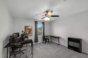 2215 Timberland Country Ct, Conroe, TX 77304 - Photo 13