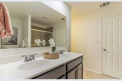 10362 Martin Creek, San Antonio, TX 78252 - Photo 19