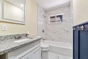 10807 Segrest Dr, Houston, TX 77047 - Photo 17