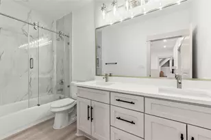 517 Moore St, Tomball, TX 77375 - Photo 23