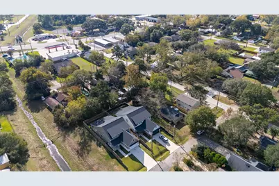 517 Moore Street, Tomball, TX 77375 - Photo 41