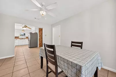 506 N Clear Creek Drive, Friendswood, TX 77546 - Photo 9
