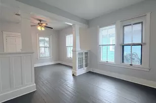 1924 26th St, Galveston, TX 77550 - Photo 13