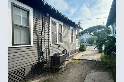 1924 26th Street, Galveston, TX 77550 - Photo 29