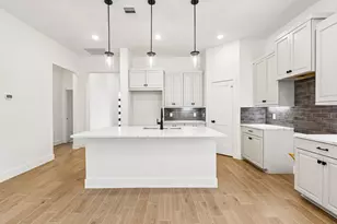15715 Azure Petal Ln, Conroe, TX 77302 - Photo 5