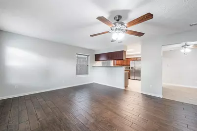 306 Woodvale Dr Drive, League City, TX 77573 - Photo 13