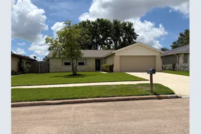 306 Woodvale Dr Drive, League City, TX 77573 - Photo 3
