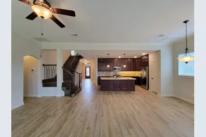 100 Castlegate Lane, Jersey Village, TX 77065 - Photo 19