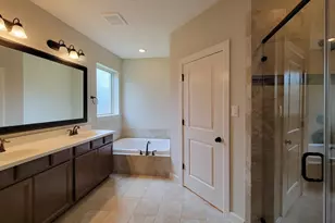 100 Castlegate Ln, Jersey Village, TX 77065 - Photo 15