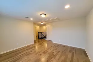 100 Castlegate Ln, Jersey Village, TX 77065 - Photo 9