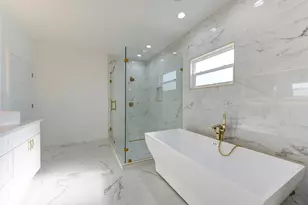 21201 Scissor Tail Ln, Galveston, TX 77554 - Photo 27