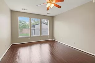 10807 Oak Bayou Ln, Houston, TX 77064 - Photo 19