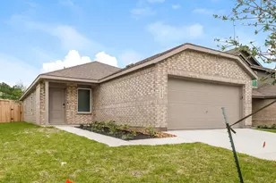 15215 Abella Dr, Conroe, TX 77316 - Photo 3
