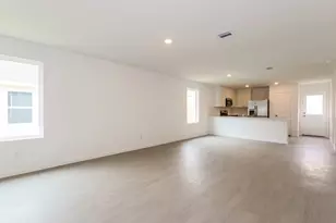 15215 Abella Dr, Conroe, TX 77316 - Photo 5