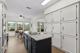7314 Blenheim Palace Ln, Houston, TX 77095 - Photo 17