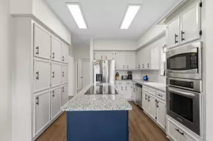 7314 Blenheim Palace Ln, Houston, TX 77095 - Photo 15