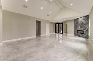 1513 Sherl St, League City, TX 77573 - Photo 9