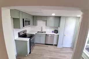 14703 Barryknoll Ln, Houston, TX 77079 - Photo 3