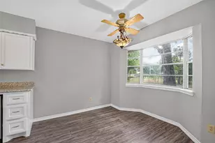 2707 Livingston Dr, Pearland, TX 77584 - Photo 5