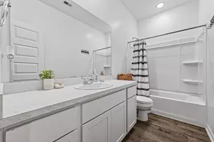 8006 Barret Travis Ct, Beasley, TX 77417 - Photo 3