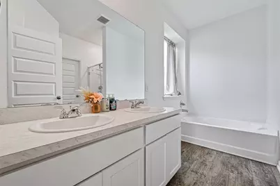 8006 Barret Travis Court, Beasley, TX 77417 - Photo 5