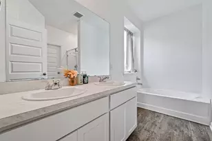 8006 Barret Travis Ct, Beasley, TX 77417 - Photo 5