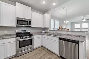 8006 Barret Travis Ct, Beasley, TX 77417 - Photo 11