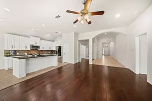 2634 Night Song Dr, Pearland, TX 77584 - Photo 7