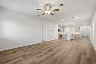 1201 Catalina Dr, Brookshire, TX 77423 - Photo 11