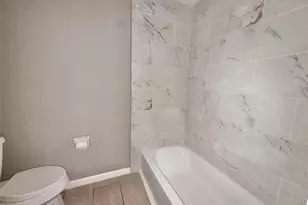 5418 Weaver Rd, Houston, TX 77016 - Photo 5