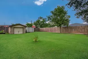 2722 Vega St, Houston, TX 77088 - Photo 39