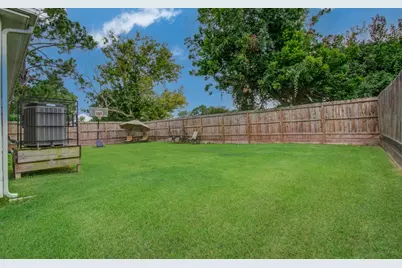 2722 Vega Street, Houston, TX 77088 - Photo 37