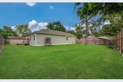 2722 Vega Street, Houston, TX 77088 - Photo 35