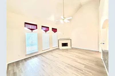 2207 Donrel Way, Houston, TX 77067 - Photo 5