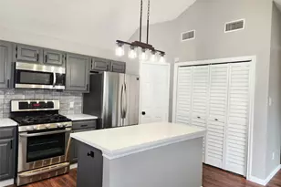 2118 Creston Dr, Spring, TX 77386 - Photo 3