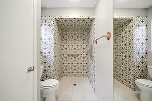 15826 Dunmoor Dr, Houston, TX 77059 - Photo 33