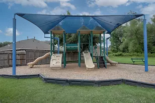 2753 Foster Hill Dr, Houston, TX 77345 - Photo 11