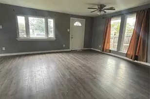 1208 Pine St, Baytown, TX 77520 - Photo 3