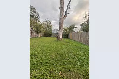 1208 Pine Street, Baytown, TX 77520 - Photo 11