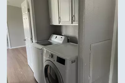 118 Walnut, Blessing, TX 77419 - Photo 13