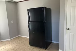 118 Walnut, Blessing, TX 77419 - Photo 7