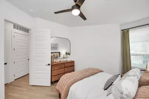 15635 Memorial Dr Dr, Houston, TX 77079 - Photo 21