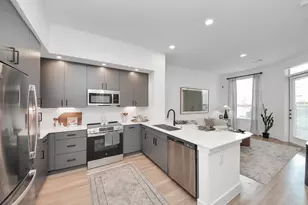 15635 Memorial Dr Dr, Houston, TX 77079 - Photo 3